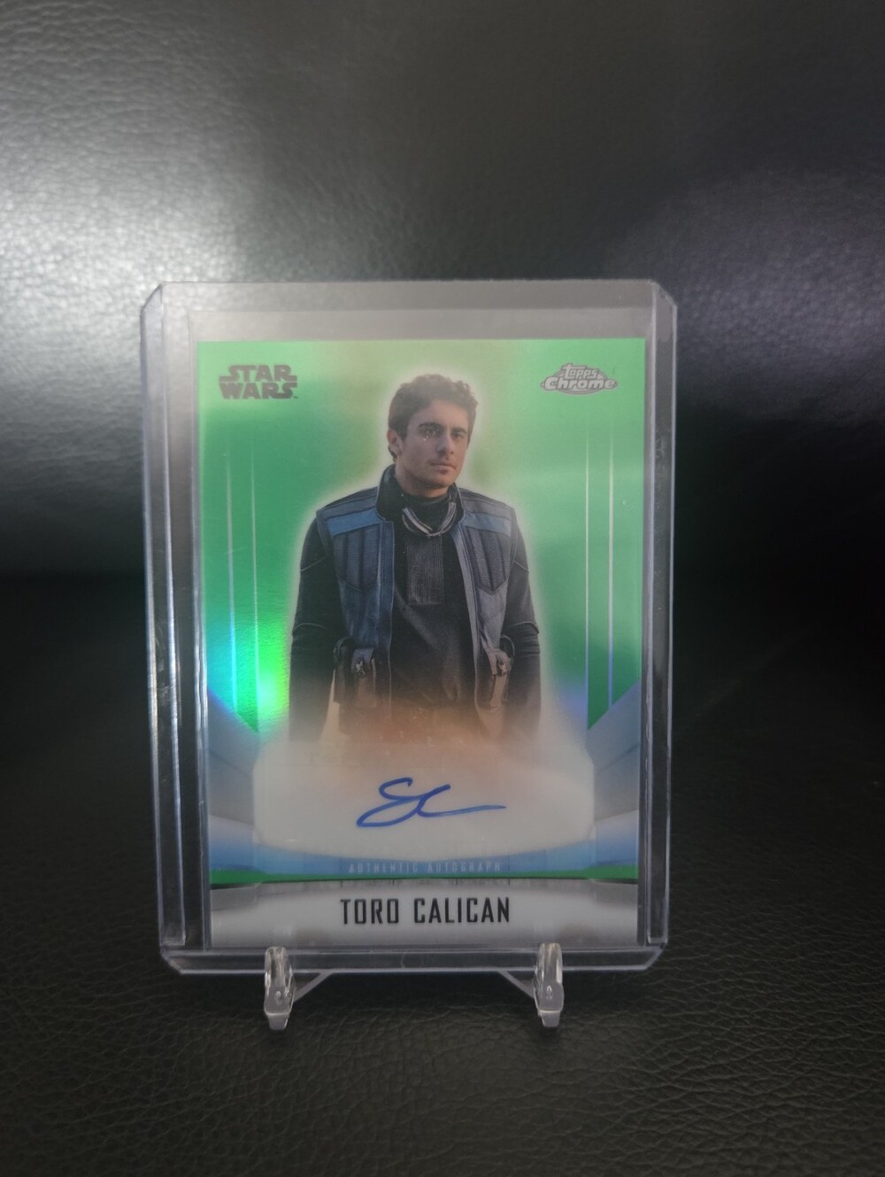2022 Topps Chrome The Mandalorian Toro Calican Green Refractor Autograph